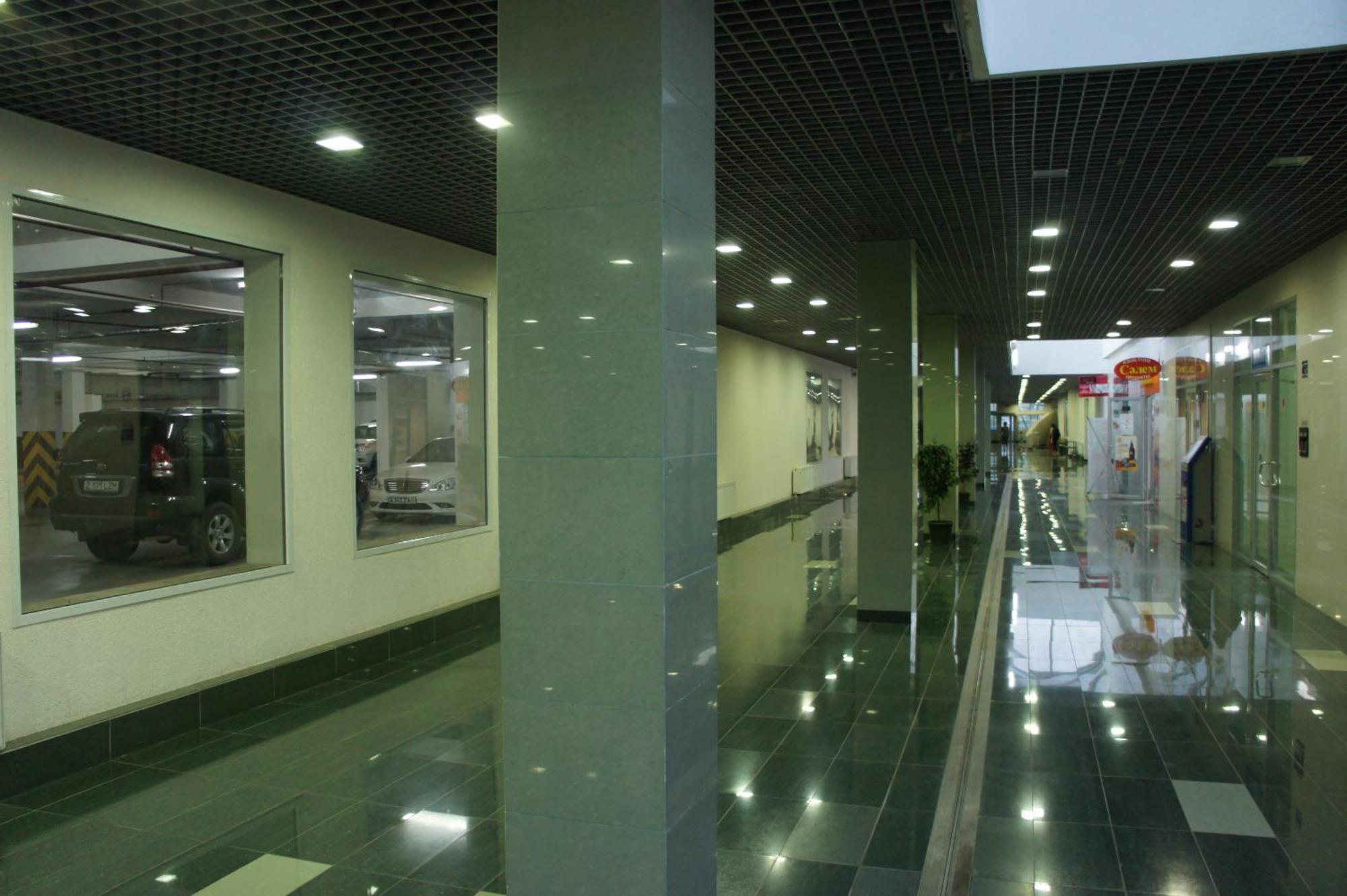 Vip House Hotel Αστάνα Εξωτερικό φωτογραφία
