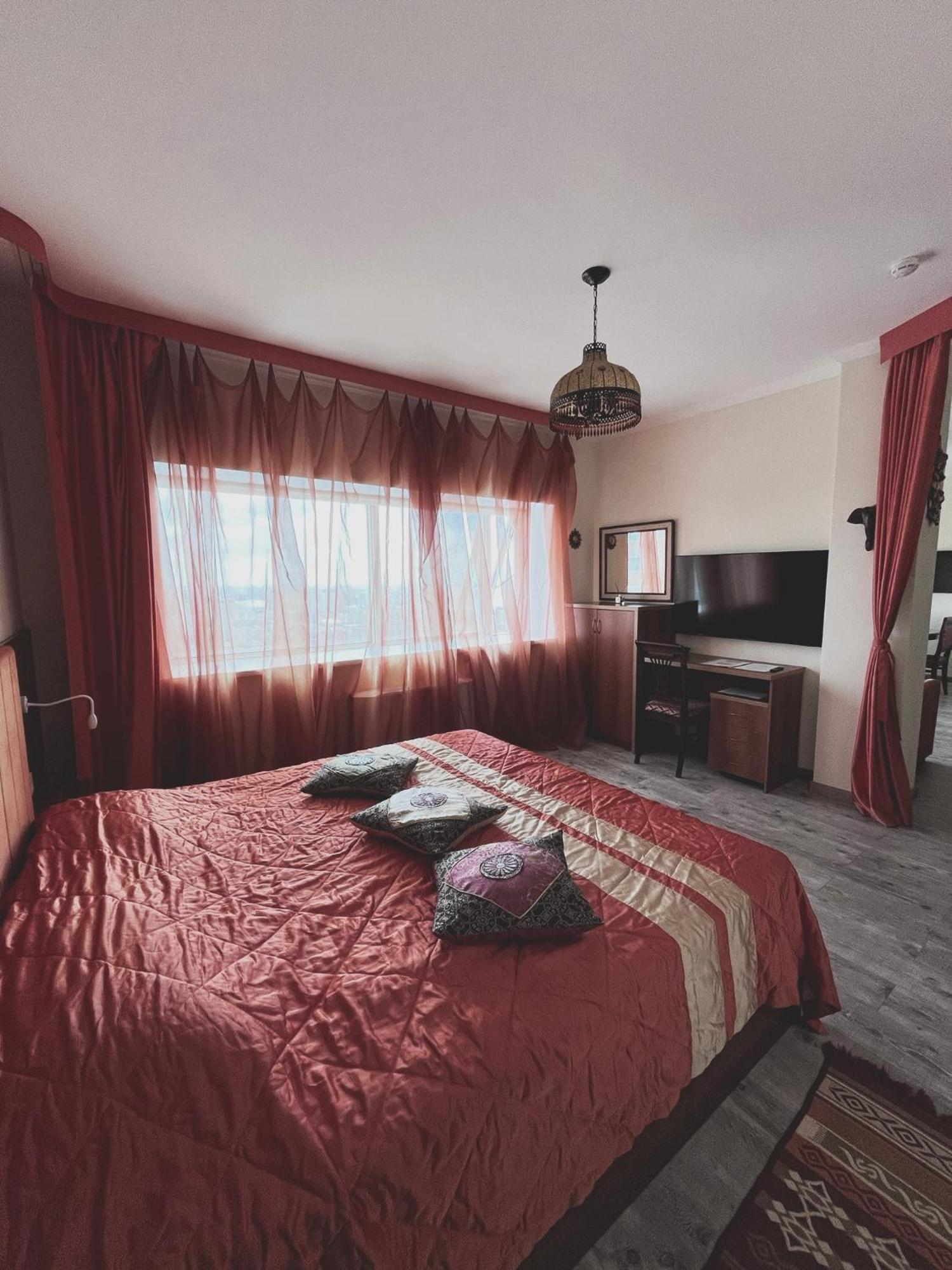 Vip House Hotel Αστάνα Εξωτερικό φωτογραφία