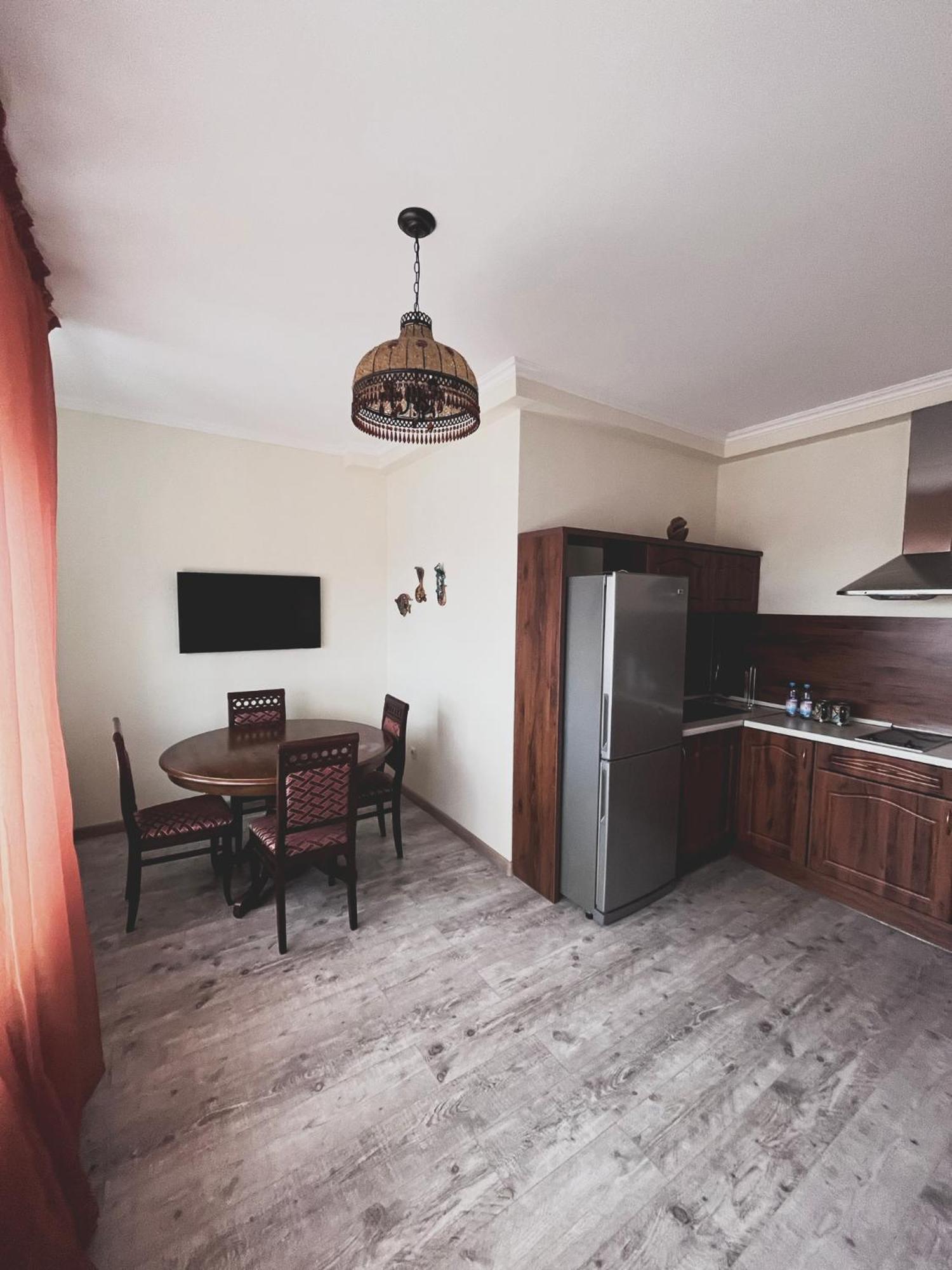 Vip House Hotel Αστάνα Εξωτερικό φωτογραφία