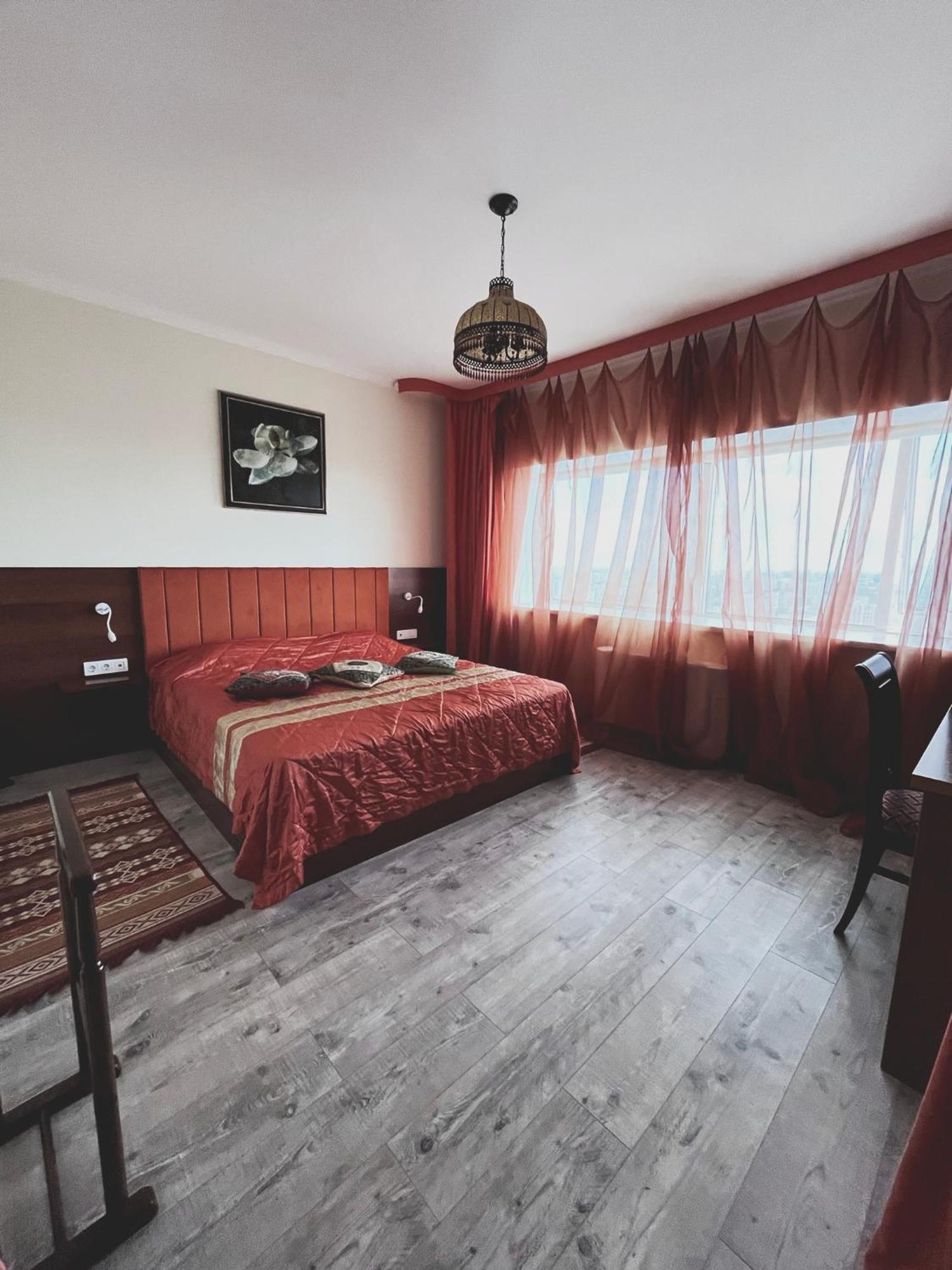 Vip House Hotel Αστάνα Εξωτερικό φωτογραφία