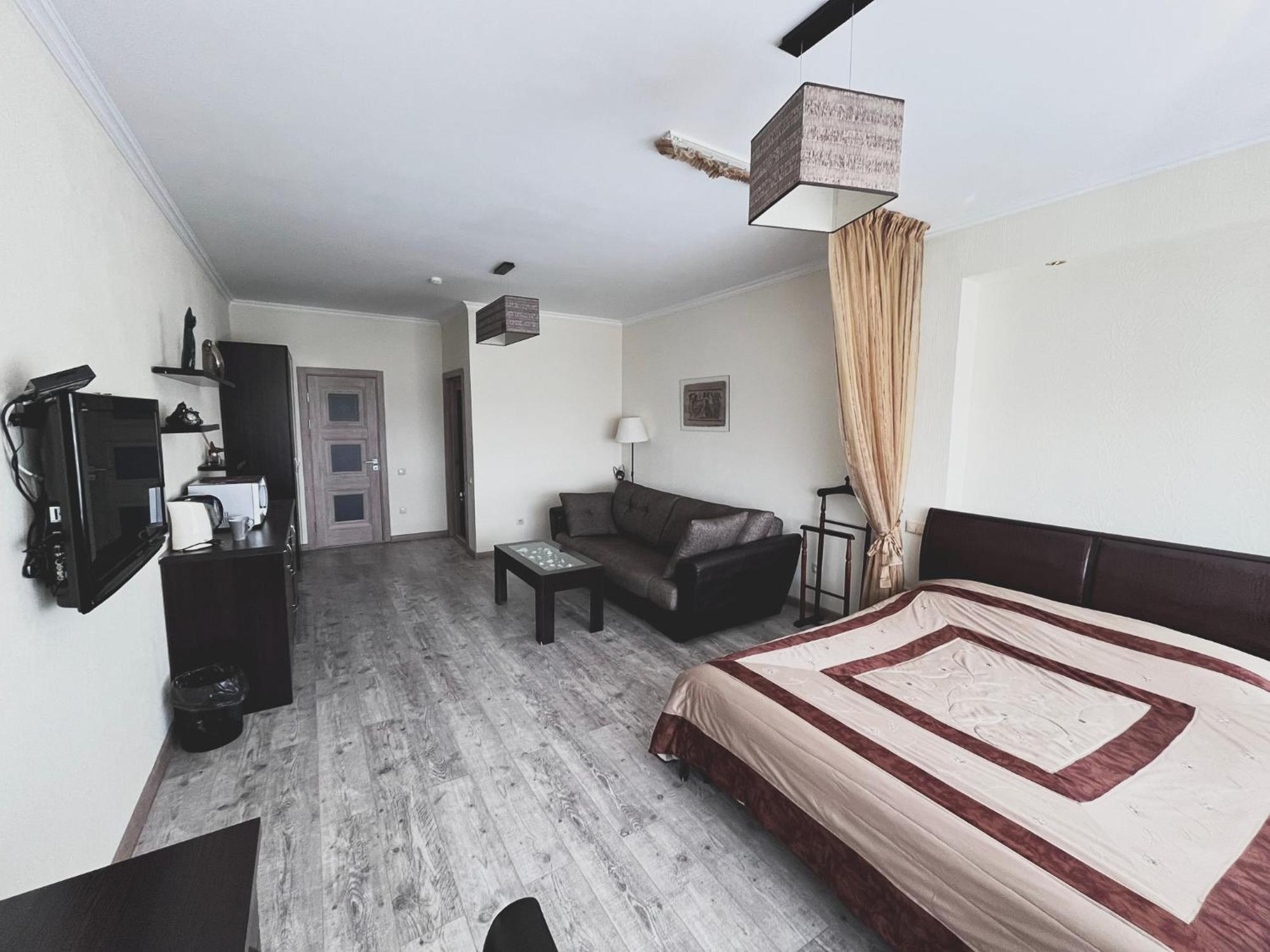 Vip House Hotel Αστάνα Εξωτερικό φωτογραφία