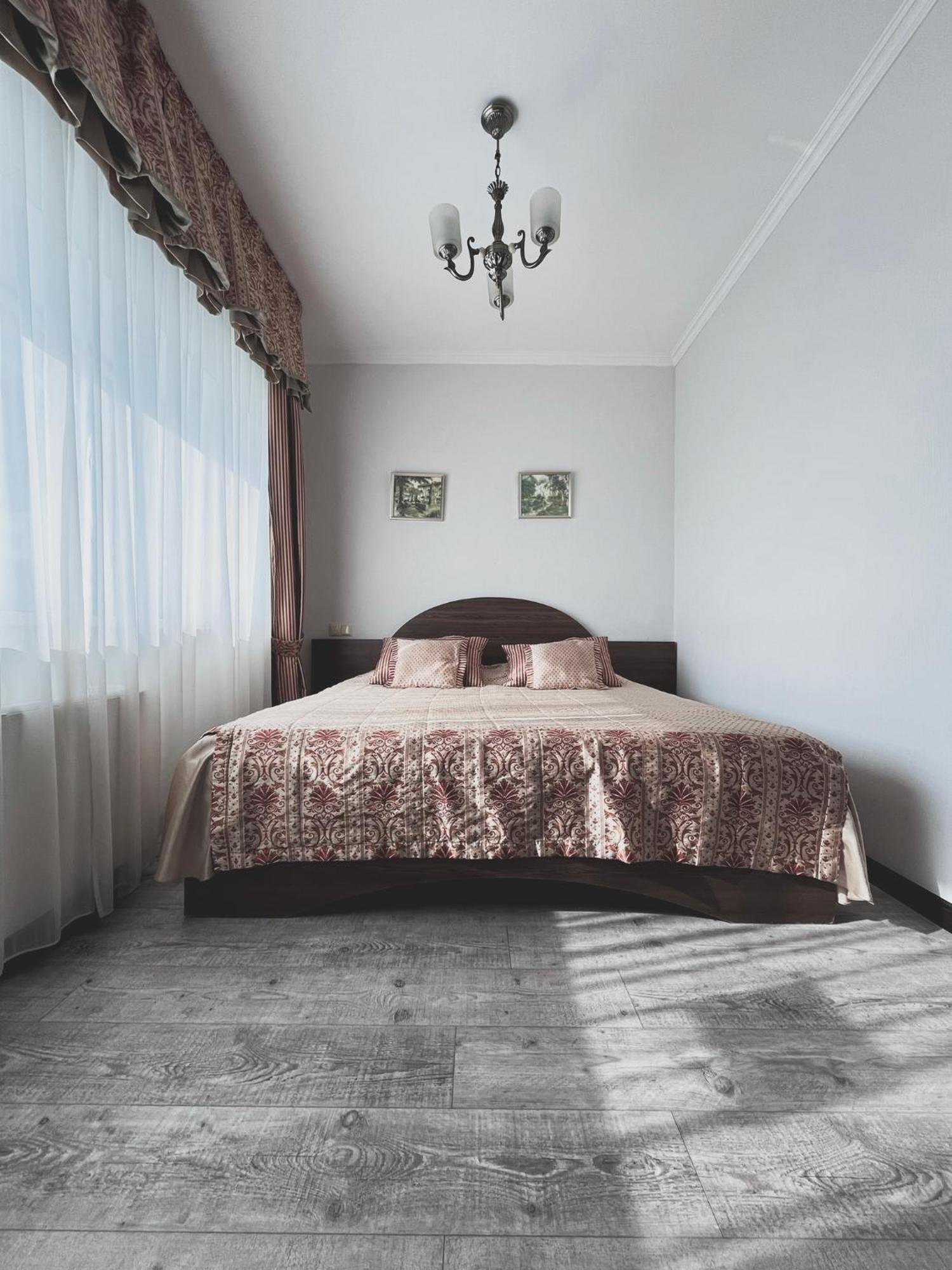 Vip House Hotel Αστάνα Εξωτερικό φωτογραφία