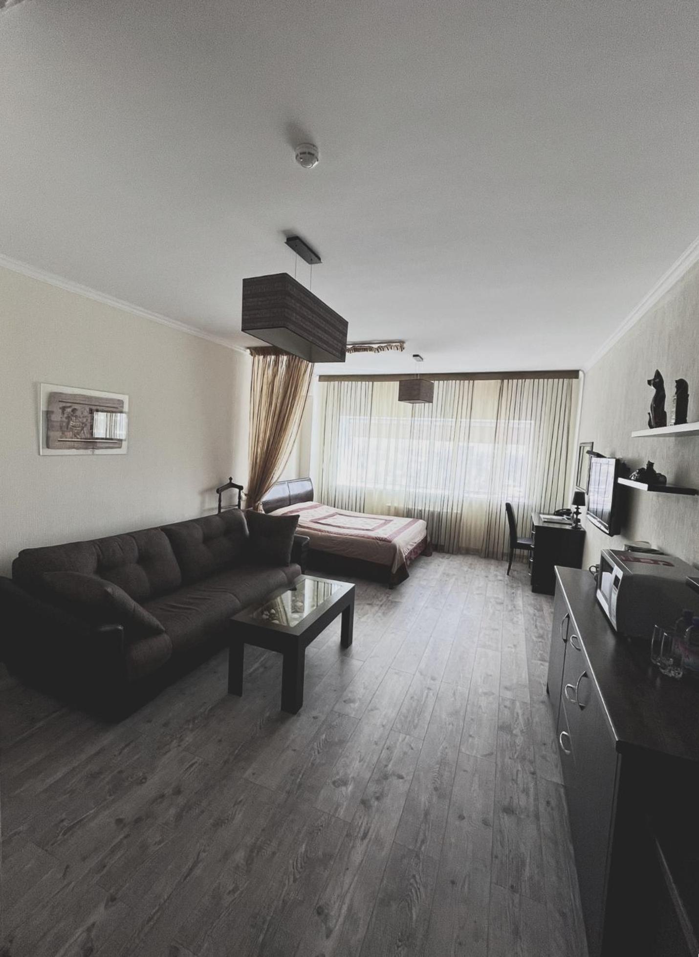 Vip House Hotel Αστάνα Εξωτερικό φωτογραφία