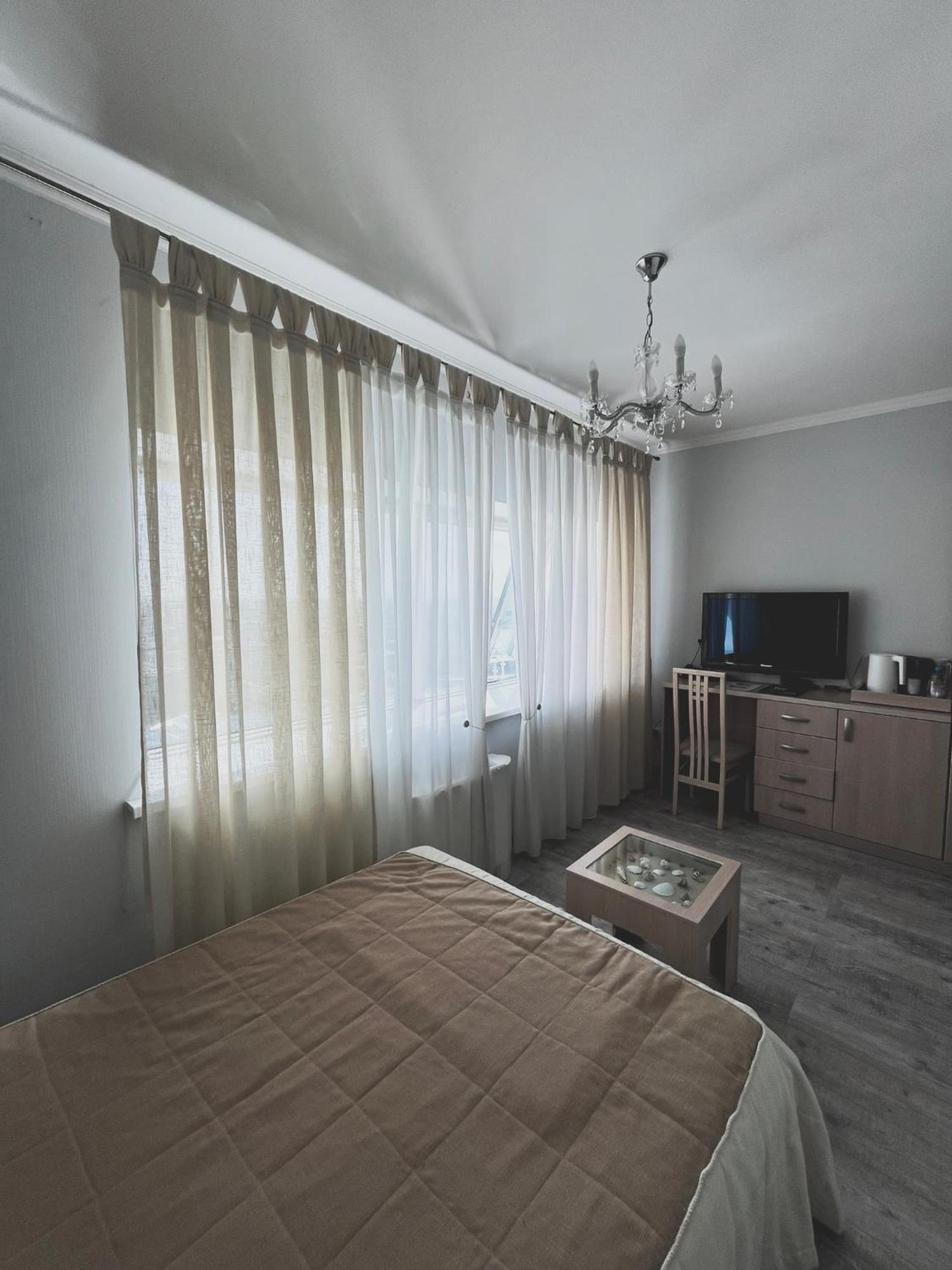 Vip House Hotel Αστάνα Εξωτερικό φωτογραφία