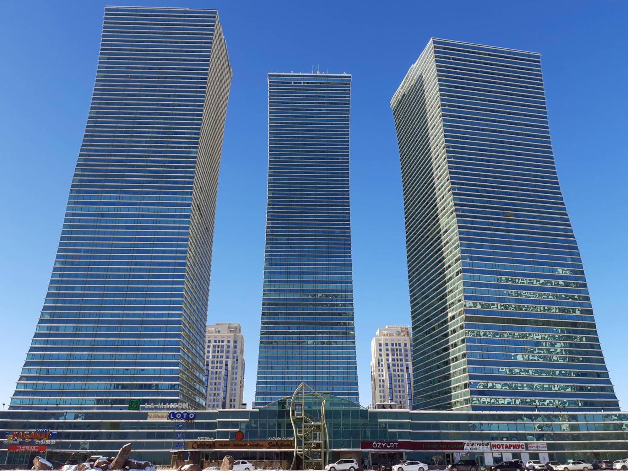 Vip House Hotel Αστάνα Εξωτερικό φωτογραφία