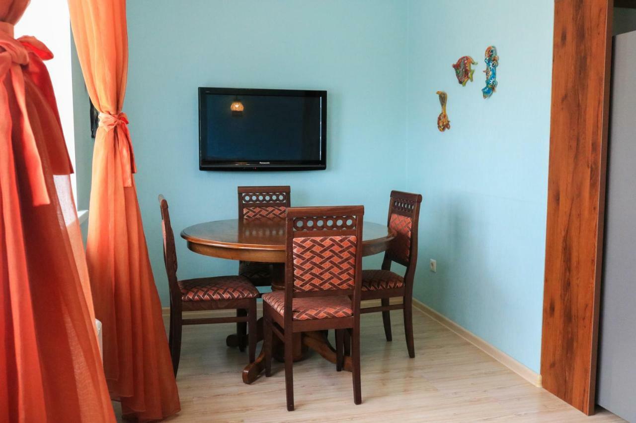 Vip House Hotel Αστάνα Εξωτερικό φωτογραφία