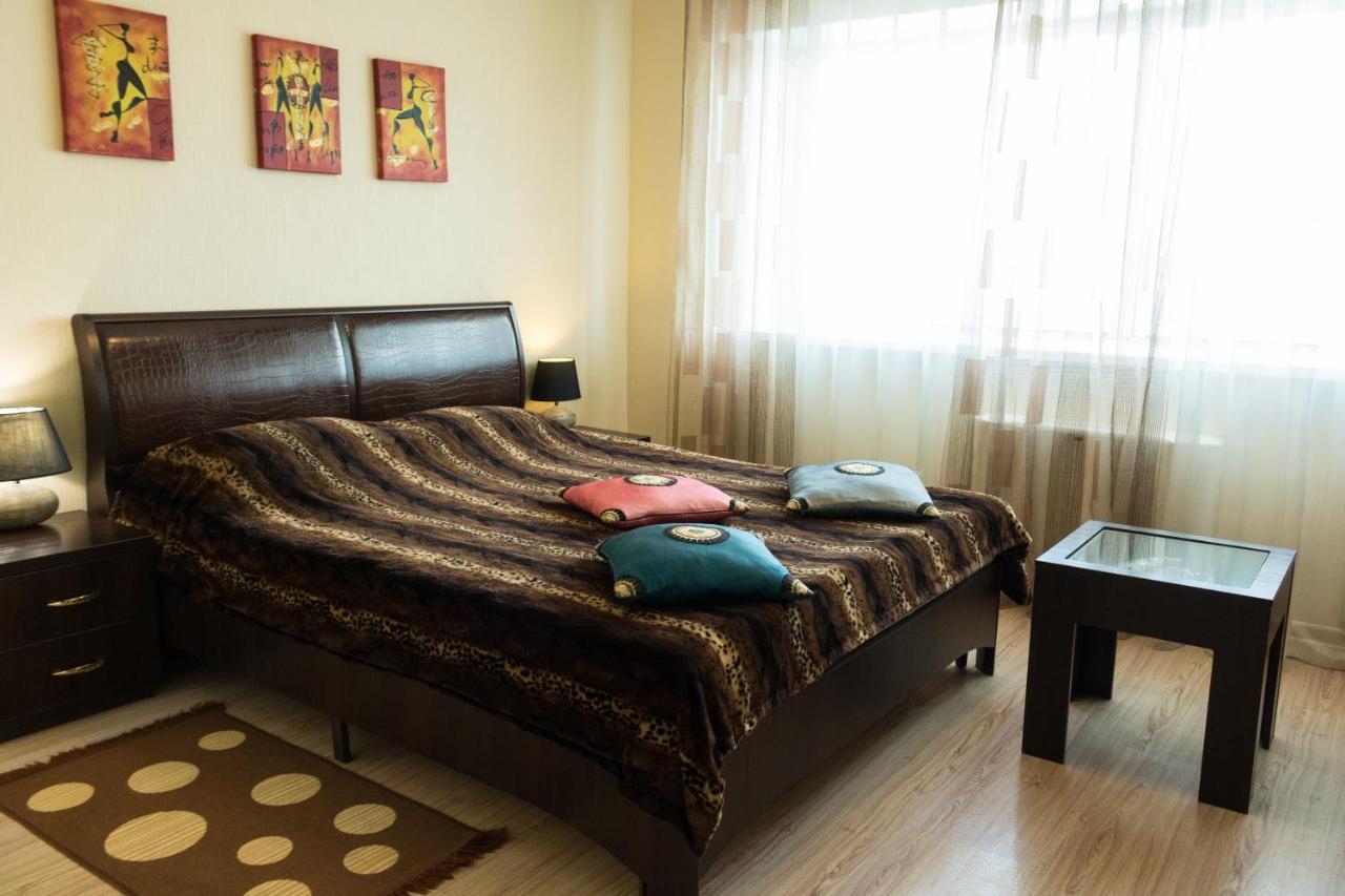 Vip House Hotel Αστάνα Εξωτερικό φωτογραφία