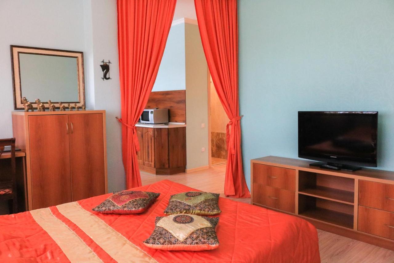 Vip House Hotel Αστάνα Εξωτερικό φωτογραφία